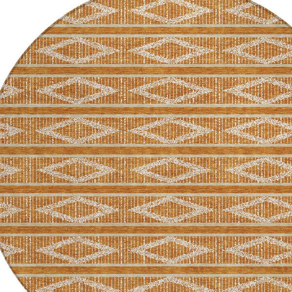 Homeroots 3' Black And Beige Geometric Indoor Outdoor Area Rug - Stylish, Durable, Washable For Any Space 8' Round Polyester 599654