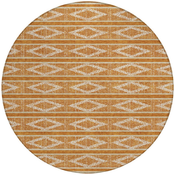 Homeroots 3' Black And Beige Geometric Indoor Outdoor Area Rug - Stylish, Durable, Washable For Any Space 8' Round Polyester 599654