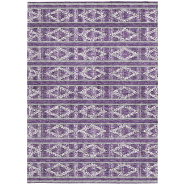 Homeroots 3' Black And Beige Geometric Indoor Outdoor Area Rug - Stylish, Durable, Washable For Any Space 3' X 5' Polyester 599658