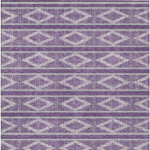 Homeroots 3' Black And Beige Geometric Indoor Outdoor Area Rug - Stylish, Durable, Washable For Any Space 8' X 10' Polyester 599661