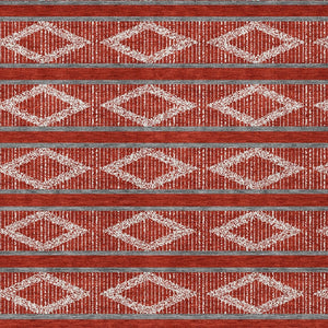 Homeroots 3' Black And Beige Geometric Indoor Outdoor Area Rug - Stylish, Durable, Washable For Any Space 5' X 8' Polyester 599665