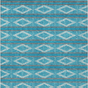 Homeroots 3' Black And Beige Geometric Indoor Outdoor Area Rug - Stylish, Durable, Washable For Any Space 5' X 8' Polyester 599671