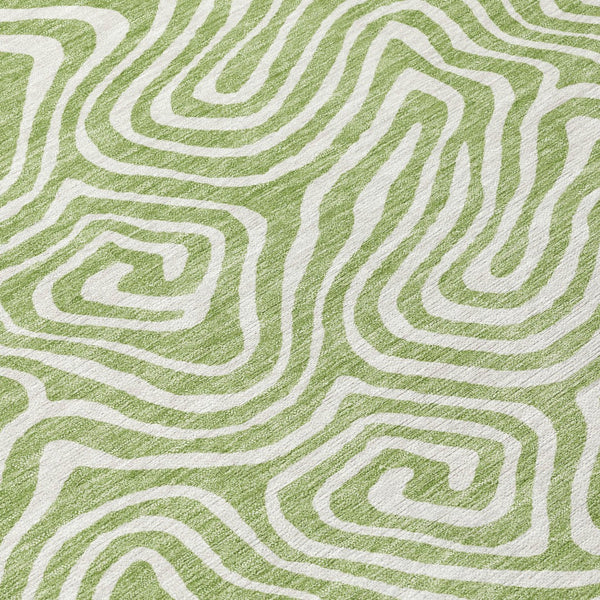 Homeroots 3' Artichoke Green And Ivory Abstract Washable Area Rug For Indoor And Outdoor Spaces, Durable Design 8' Round Polyester 599684
