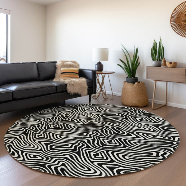 Homeroots 3' Artichoke Green And Ivory Abstract Washable Area Rug For Indoor And Outdoor Spaces, Durable Design 8' Round Polyester 599690