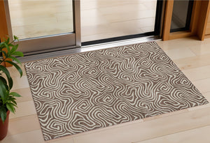 Homeroots 3' Artichoke Green And Ivory Abstract Washable Area Rug For Indoor And Outdoor Spaces, Durable Design 3' X 5' Polyester 599700