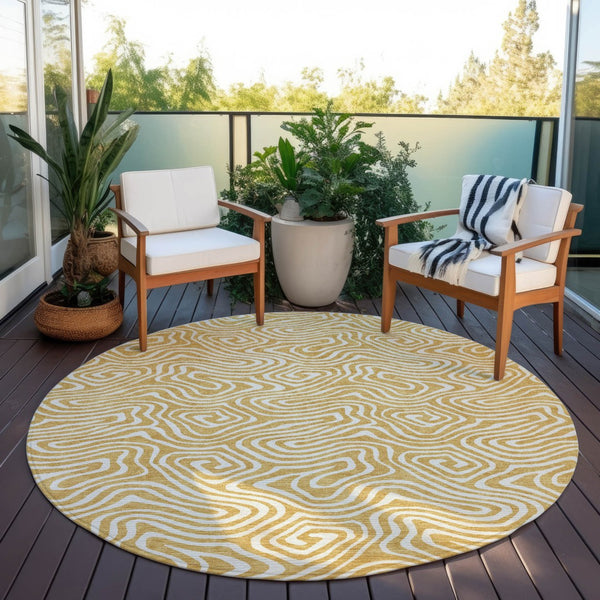 Homeroots 3' Artichoke Green And Ivory Abstract Washable Area Rug For Indoor And Outdoor Spaces, Durable Design 8' Round Polyester 599714