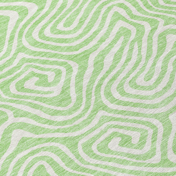Homeroots 3' Artichoke Green And Ivory Abstract Washable Area Rug For Indoor And Outdoor Spaces, Durable Design 8' Round Polyester 599738