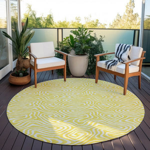 Homeroots 3' Artichoke Green And Ivory Abstract Washable Area Rug For Indoor And Outdoor Spaces, Durable Design 8' Round Polyester 599774
