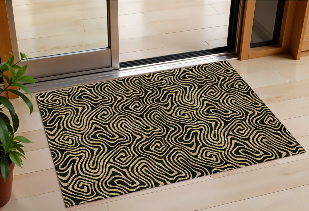 Homeroots 3' Beige And Brown Abstract Washable Area Rug For Indoor And Outdoor Spaces - Durable & Stylish 3' X 5' Polyester 599784