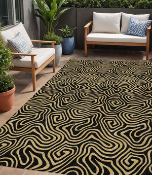 Homeroots 3' Beige And Brown Abstract Washable Area Rug For Indoor And Outdoor Spaces - Durable & Stylish 5' X 8' Polyester 599785