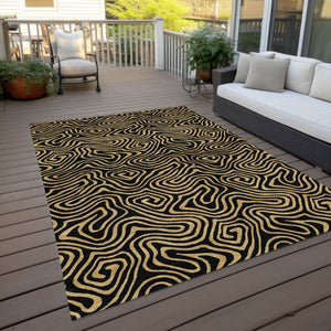 Homeroots 3' Beige And Brown Abstract Washable Area Rug For Indoor And Outdoor Spaces - Durable & Stylish 8' X 10' Polyester 599787