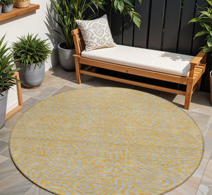 Homeroots 3' Beige And Brown Abstract Washable Area Rug For Indoor And Outdoor Spaces - Durable & Stylish 8' Round Polyester 599804
