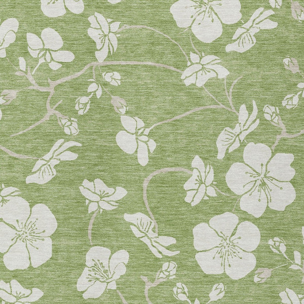 Homeroots 3' Stylish Floral Artichoke Green And Ivory Washable Area Rug For Indoor And Outdoor Spaces 3' X 5' Polyester 599850