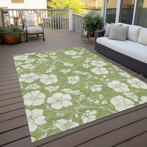 Homeroots 3' Stylish Floral Artichoke Green And Ivory Washable Area Rug For Indoor And Outdoor Spaces 10' X 14' Polyester 599855