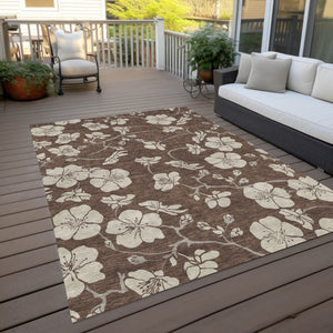 Homeroots 3' Stylish Floral Artichoke Green And Ivory Washable Area Rug For Indoor And Outdoor Spaces 5' X 8' Polyester 599869