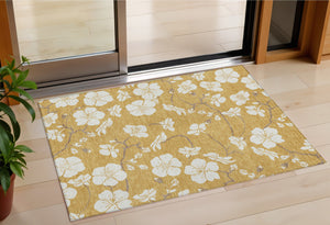 Homeroots 3' Stylish Floral Artichoke Green And Ivory Washable Area Rug For Indoor And Outdoor Spaces 3' X 5' Polyester 599880