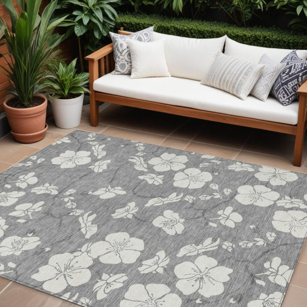 HomeRoots 9' Gray and Ivory Floral Area Rug - Washable, Durable Indoor/Outdoor Essential for Any Space 599890