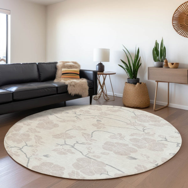 Homeroots 3' Stylish Floral Artichoke Green And Ivory Washable Area Rug For Indoor And Outdoor Spaces 8' Round Polyester 599894