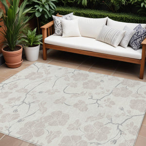 Homeroots 3' Stylish Floral Artichoke Green And Ivory Washable Area Rug For Indoor And Outdoor Spaces 9' X 12' Polyester 599896