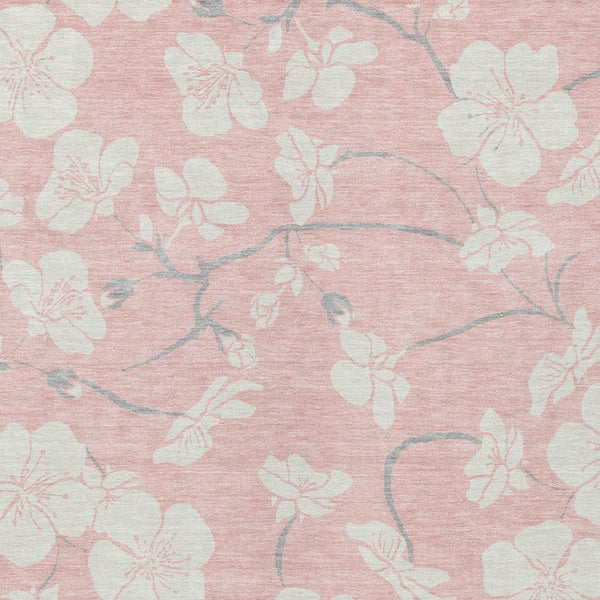 Homeroots 3' Stylish Floral Artichoke Green And Ivory Washable Area Rug For Indoor And Outdoor Spaces 5' X 8' Polyester 599905