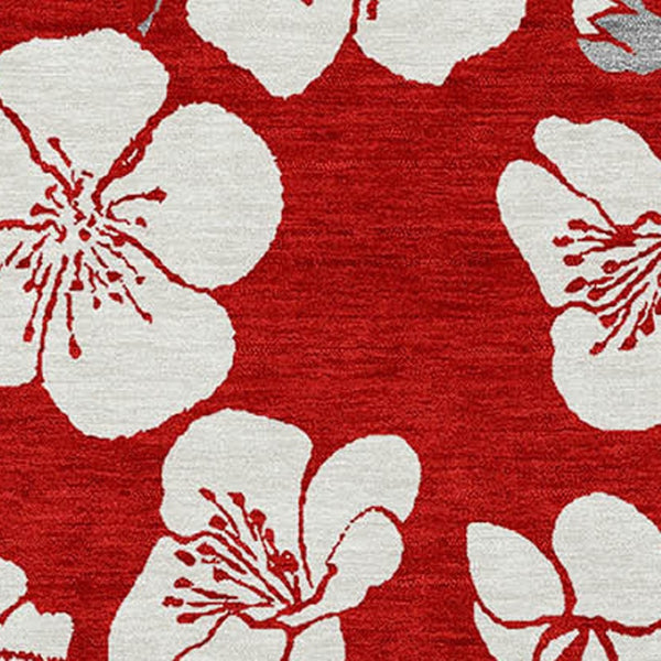 Homeroots 3' Stylish Floral Artichoke Green And Ivory Washable Area Rug For Indoor And Outdoor Spaces 3' X 5' Polyester 599916