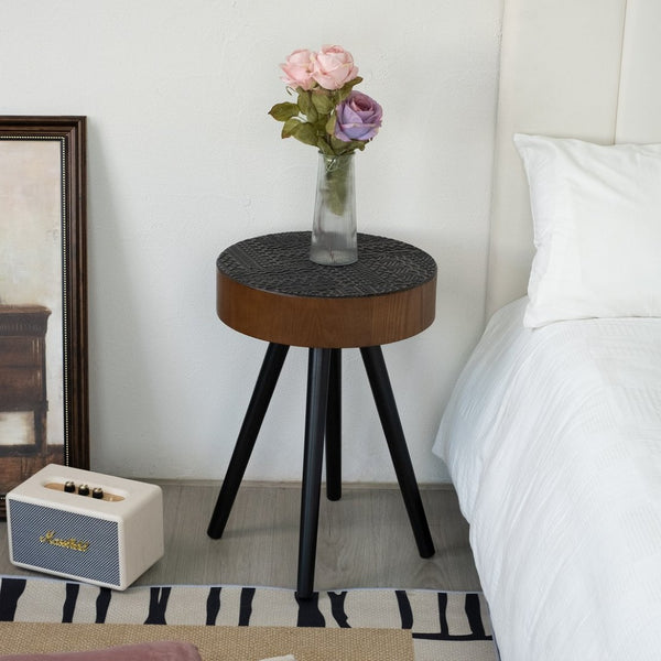 English Elm 15.7-inch Round Carved Mdf Accent Table Distressed Vintage Style for Bedroom or Living Room W3935P406044