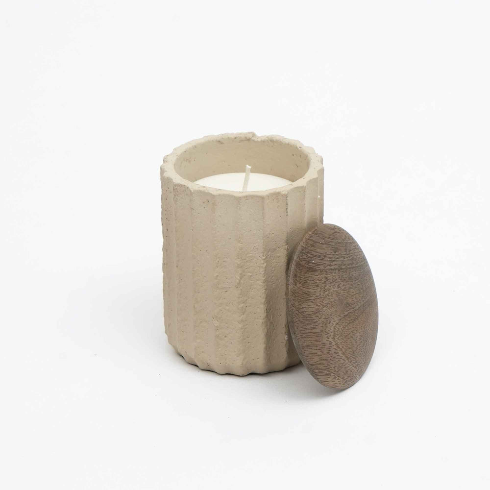 English Elm Jar Candle - Eco-Friendly Ecomix Wax With Rustic Mango Wood Lid, Soothing Vanilla Lavender Aroma B346P369765