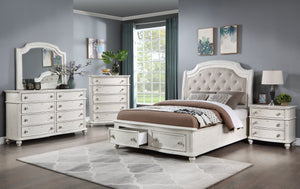 English Elm Antique Elegant 3-Drawer Nightstand with Dovetail Drawers, Felt-Lined Top, Full-Extension Glides Antique White B062P215405