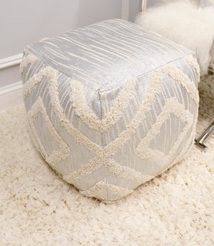 Pasargad Grand Canyon Cotton Shaggy Pouf In Ivory - Stylish, Hand-tufted Glamour For Your Space Ivory 100% Cotton Ppf-064-1sil