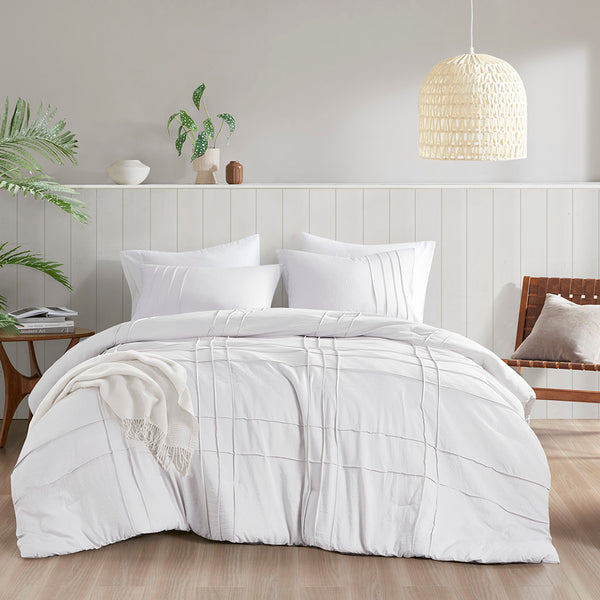 JLA Home Comfort Spaces - Soft Pinch-Pleat Comforter Set with Pre-Washed Microfiber, Lightweight Loft & Year-Round Cozy Breathability White AM10-0472
