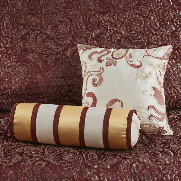 English Elm 5 Piece Aubrey Reversible Jacquard Bedspread Set King with Paisley Motif, Gold Sheen, Quilted Elegance Burgundy 22.83 L x 18.11 W x 8.27 H B03597643
