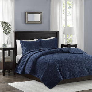 English Elm 3 Madison Park Harper Velvet Quilt Set King/Cal King Soft Geometric Quilted Texture Antimicrobial Finish Navy 17.72 L x 16.14 W x 8.27 H B03597472