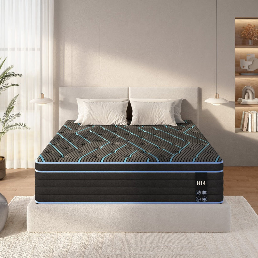 English Elm King Hybrid Mattress with Pocketed Coils and Certipur Memory Foam Medium Firm Black+Blue W2889P423135