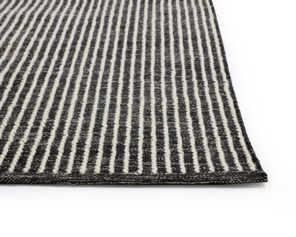 Sunpan SERENE Hand-Woven Rug - Modern Black & White Design, 5' x 8' - Artisanal Cotton Blend for Warmth 107588