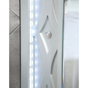 English Elm Karmen Glam Metallic Tufted Queen Panel Bed with LED Touch Lighting, Silver Finish & Elegant Design B062S01099