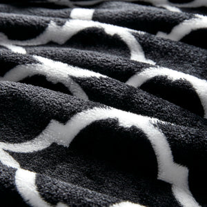 JLA Home Madison Park - Oversized Microlight Plush Throw with Ogee Pattern, Ultra-Lofty Lightweight Comfort, OEKO-TEX Certified Black MP50-3509