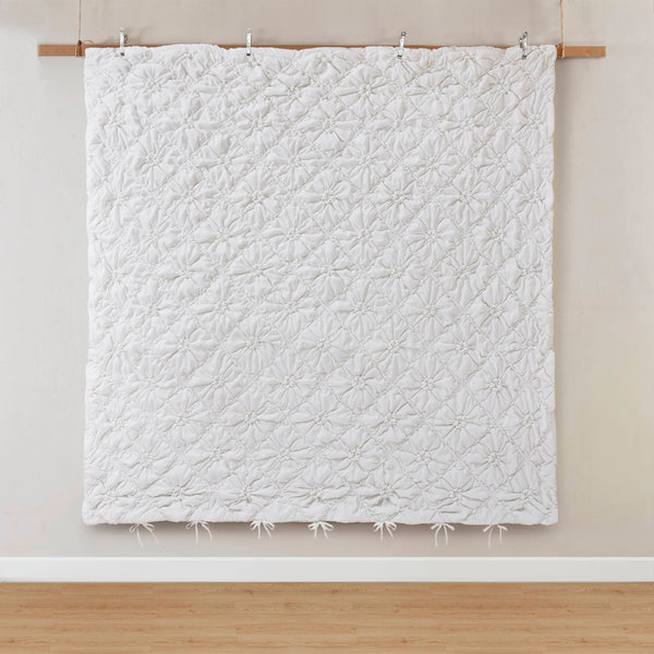 English Elm 3PCS Plush Microfiber Full/Queen Comforter Set with Hypoallergenic Poly Fill and Soft Shams White 16.93 L x 12.99 W x 6.69 H B035P366529