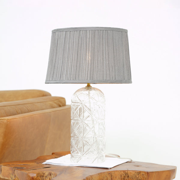 English Elm Ashcroft Furniture - High Quality Hotel European Modern Luxora Table Lamp - Elegant Glass & Gold Design For Any Space B183P315086
