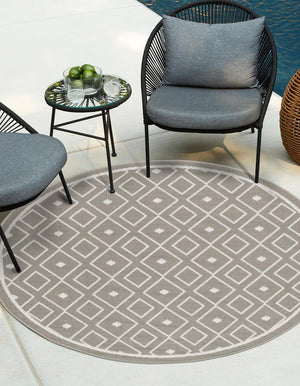 Unique Loom Outdoor Trellis Kafes Machine Made Geometric Rug Gray, Ivory 7' 1" x 7' 1"