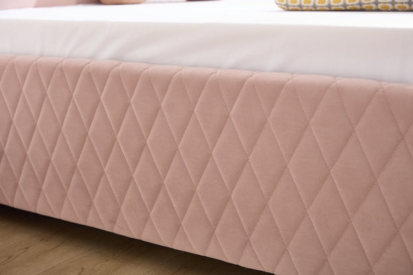 English Elm Upholstered Velvet Daybed with Pull Out Trundle Diamond Tufted Guest Bedroom Sofa Pink W1361S00066