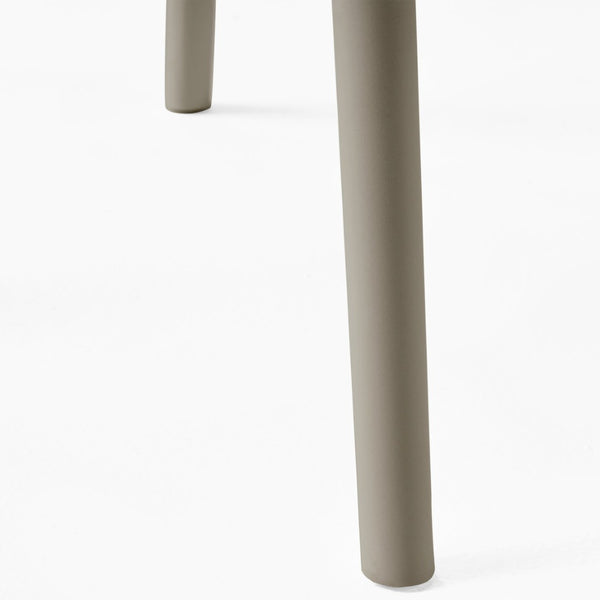 English Elm Poppy Outdoor Dining Chairs Set of 2 Diamond Mesh Geometric Modern Patio Seating Camel N776P414399C