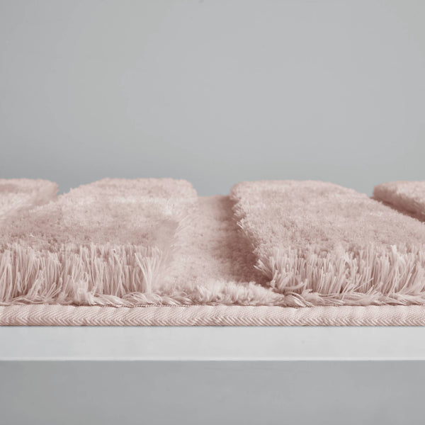 JLA Home Madison Park - Rug Madison Park Tufted Pearl Channel — Soft High-Low Stripe Bathroom Accent, Machine-Washable Luxury Blush MP72-5111
