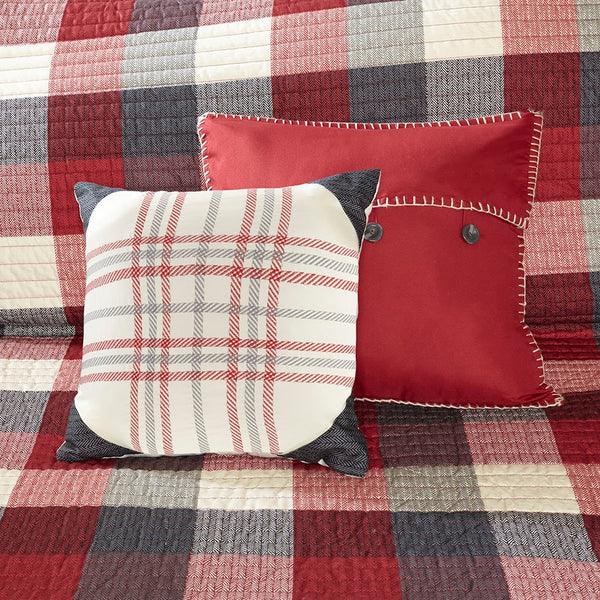 English Elm 6 Ridge Reversible Herringbone Quilt Set with Embroidered Throw Pillows Buffalo Plaid Full/Queen Red 22.83 L x 17.72 W x 11.02 H B03597496