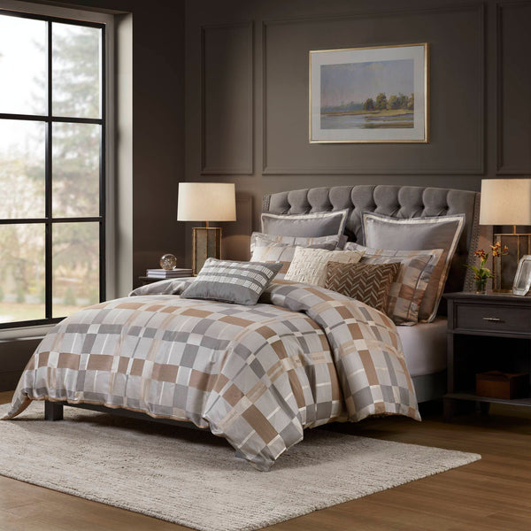 English Elm 8 Queen Jacquard Oversized Duvet Comforter Set with Euro Shams, Decorative Pillows, Plush Polyester fills Multicolor 22.83 L x 18.9 W x 15.35 H B035P319231