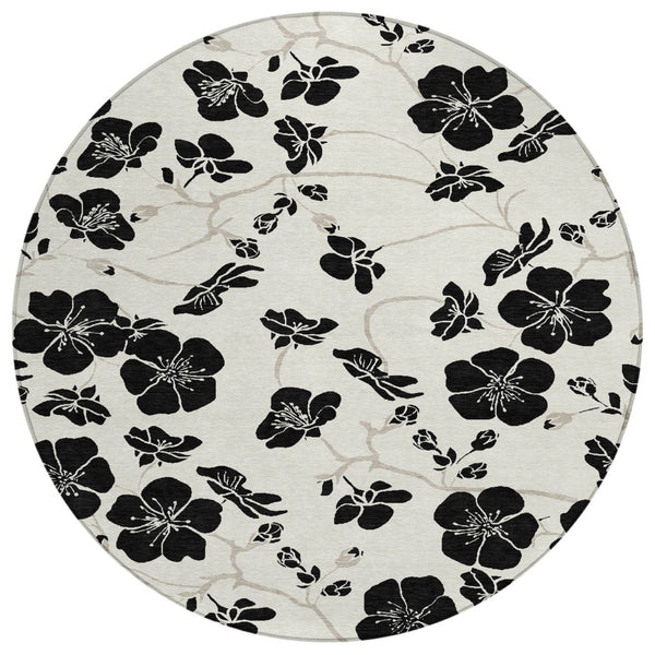 HomeRoots 5' Elegant Ivory and Black Floral Area Rug – Durable, Washable Design for Indoor & Outdoor Use 8' Round 600008