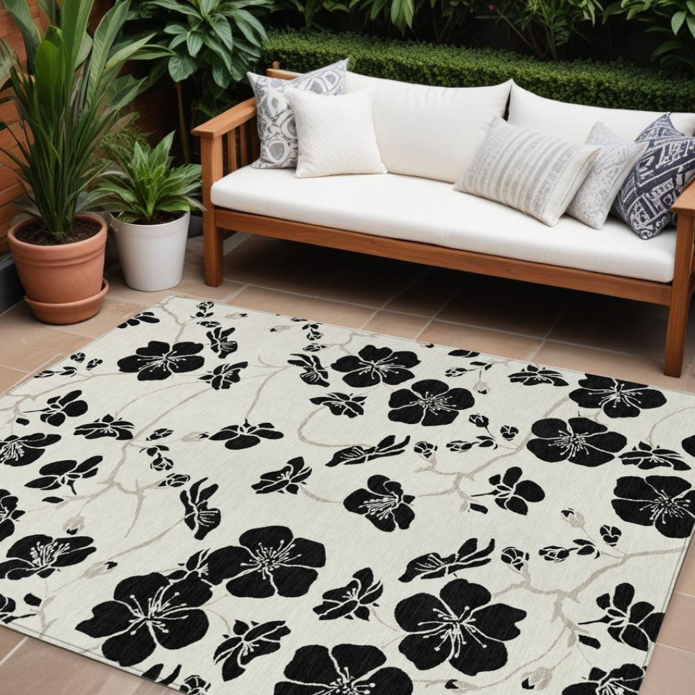 HomeRoots 5' Elegant Ivory and Black Floral Area Rug – Durable, Washable Design for Indoor & Outdoor Use 10' X 14' 600011
