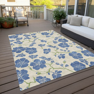 Homeroots 3' Black And Gold Floral Washable Area Rug For Indoor And Outdoor Use – Durable And Stylish Design 5' X 8' Polyester 600013