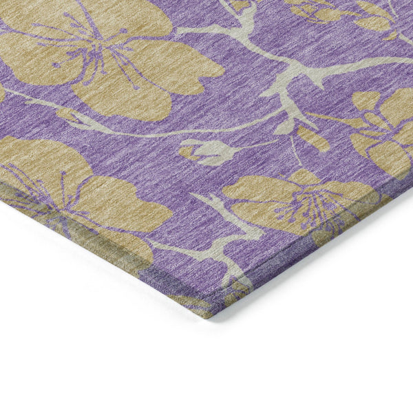 Homeroots 3' Black And Gold Floral Washable Area Rug For Indoor And Outdoor Use – Durable And Stylish Design 9' X 12' Polyester 600046