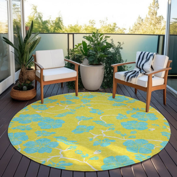 Homeroots 3' Black And Gold Floral Washable Area Rug For Indoor And Outdoor Use – Durable And Stylish Design 8' Round Polyester 600056