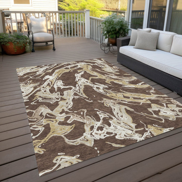 Homeroots 3' Artichoke Green And Ivory Abstract Washable Rug For Indoor And Outdoor Use - Stylish And Durable 5' X 8' Polyester 600073